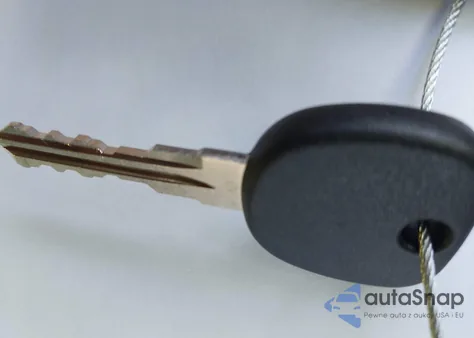 2008 Pontiac G6 Value Leader z USA, uszkodzony, nr VIN 1G2ZF57B084142271